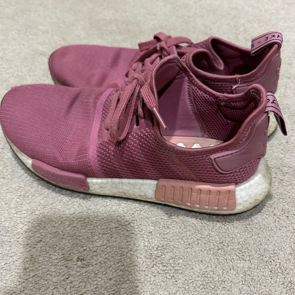 Women’s Adidas NMD sneakers Pink Size 11